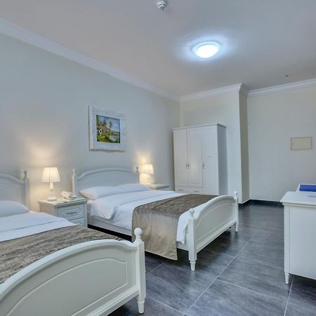 Royal Hotel Sharjah Exterior photo